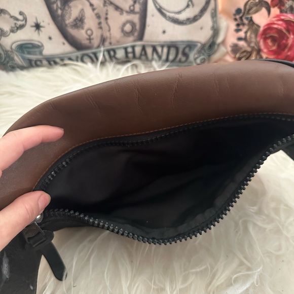 COACHxPAC-MAN LIMITED EDITION adjustable belt bag in good shape! - Picture 4 of 8